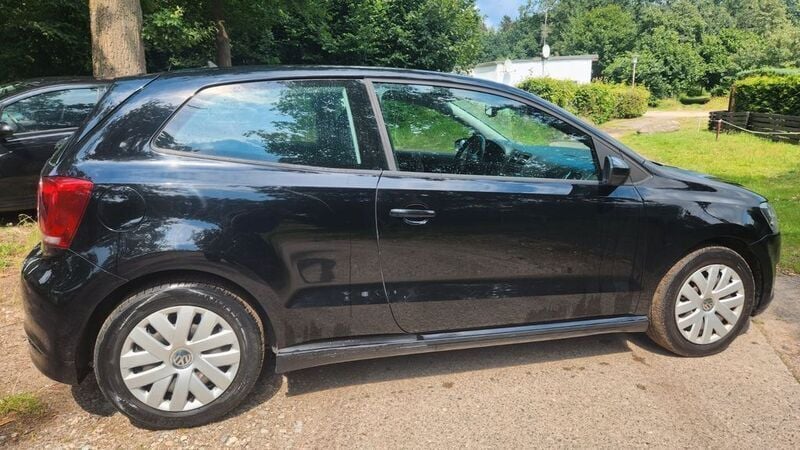Gebraucht VW Polo Trendline 75 PS (55 kW) 2010 Schwarz Limousine