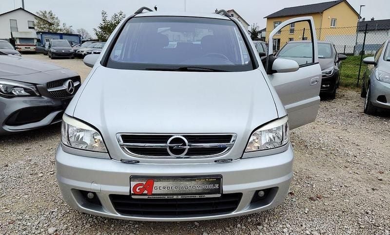 Silber Gebraucht 2005 Opel Zafira Edition Van / Kleinbus | 2.600 € (Fairer Preis) - Bild 1/4