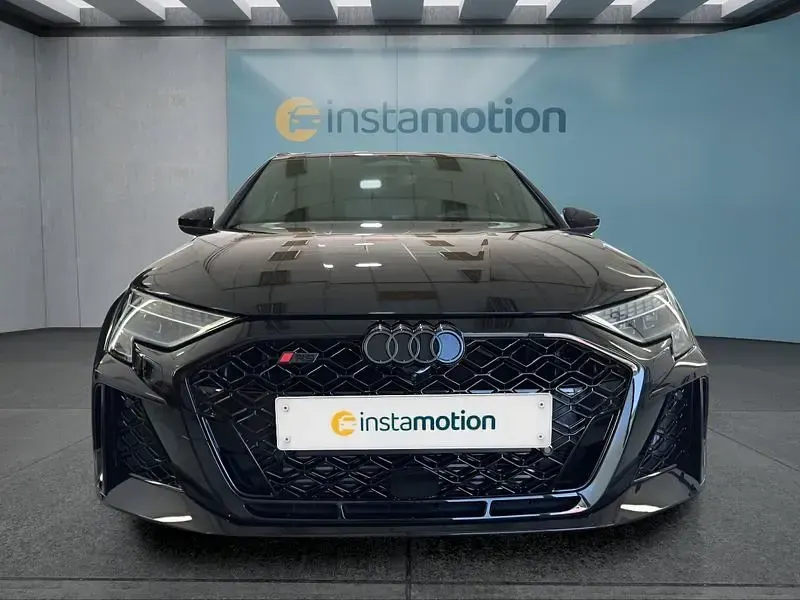 Neu Audi RS3 Sportback 400 PS (294 kW) 2025 Schwarz Kleinwagen