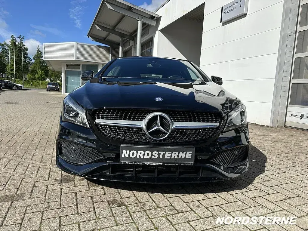 Gebraucht Mercedes CLA220 AMG 177 PS (130 kW) 2016 Unilack nachtschwarz Limousine