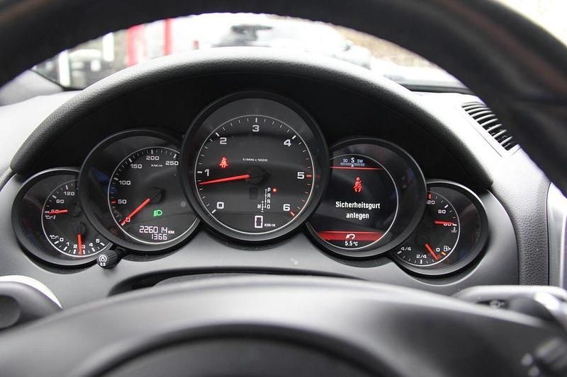 Gebraucht Porsche Cayenne Platinum Edition 245 PS (180 kW) 2014 Weiß SUV