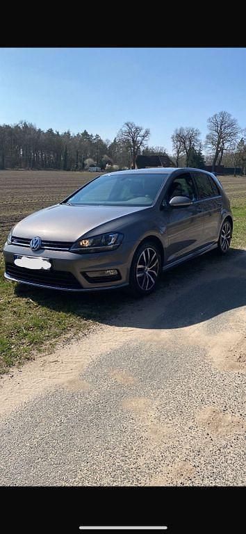 Grau Gebraucht 2015 VW Golf VII R-line Limousine | 15.200 € (Etwas zu teuer) - Bild 1/4