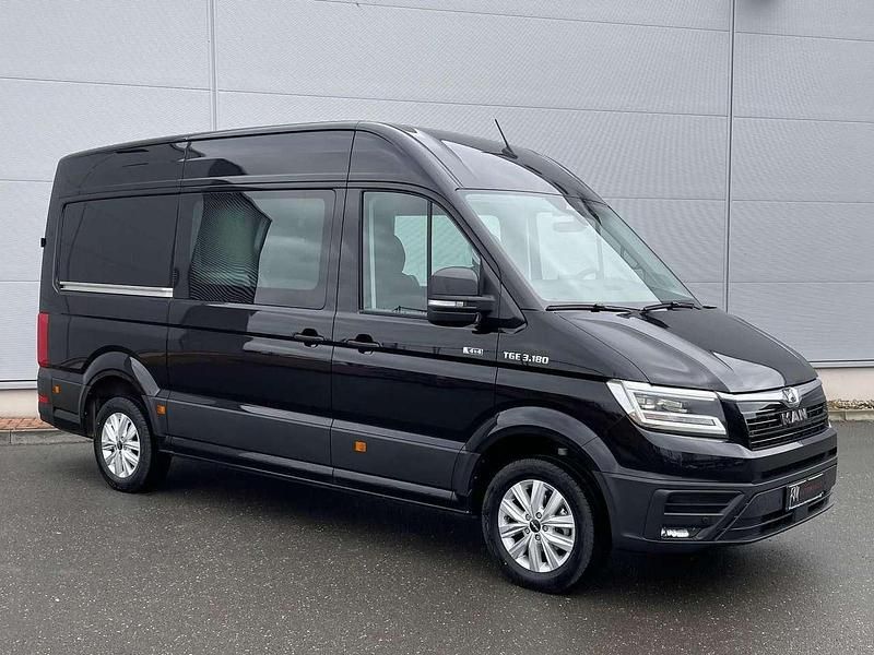 Gebraucht MAN TGE 177 PS (130 kW) 2025 Deep black perleffekt Van