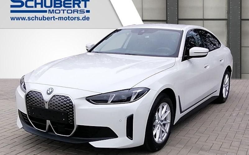 Gebraucht BMW i4 Comfort Edition 210 kW (286 PS) 2025 Weiß Limousine