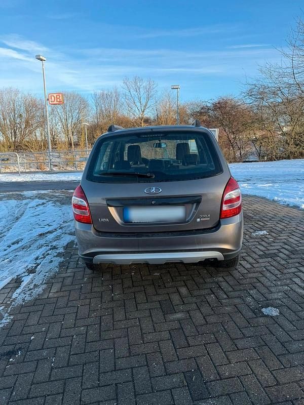 Gebraucht Lada Kalina 87 PS (63 kW) 2016 Braun Kombi