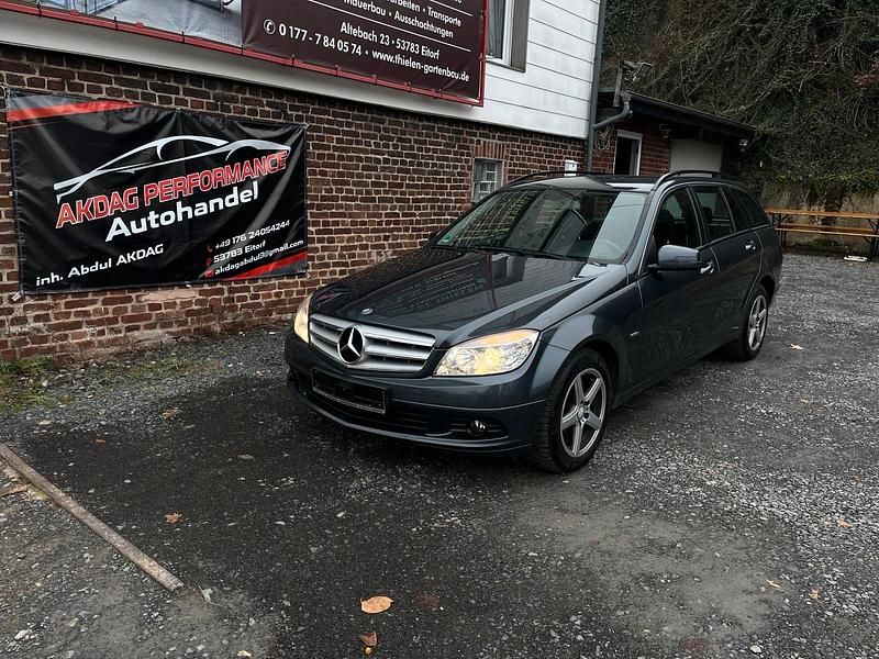 Grau Gebraucht 2011 Mercedes C220 Classic Kombi | 5.699 € (Superpreis) - Bild 1/4