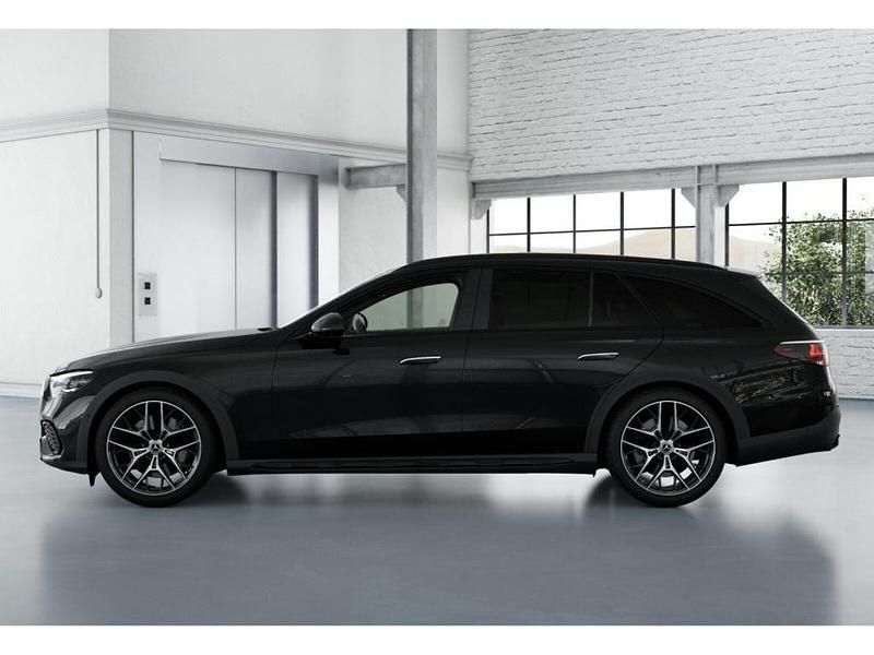 Gebraucht Mercedes E450 Avantgarde 367 PS (269 kW) 2026 Schwarz metalliclack obsidianschwarz Limousine
