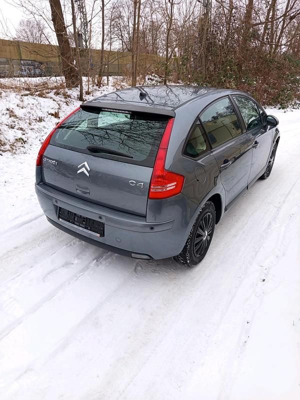 Gebraucht Citroën C4 120 PS (88 kW) 2008 Blau Kleinwagen