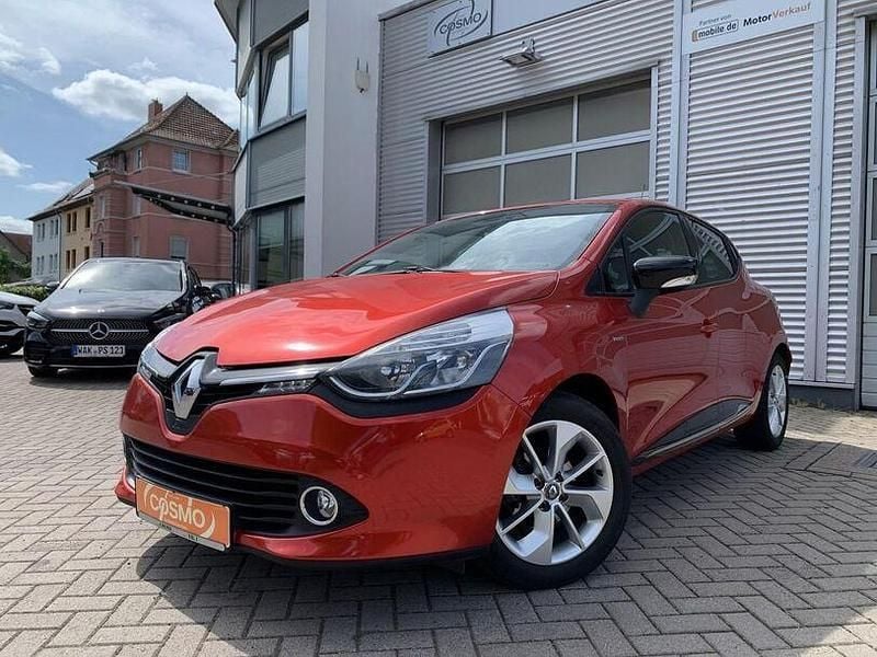 Rot Gebraucht 2016 Renault Clio IV LIMITED Limousine | 8.990 € (Fairer Preis) - Bild 1/4