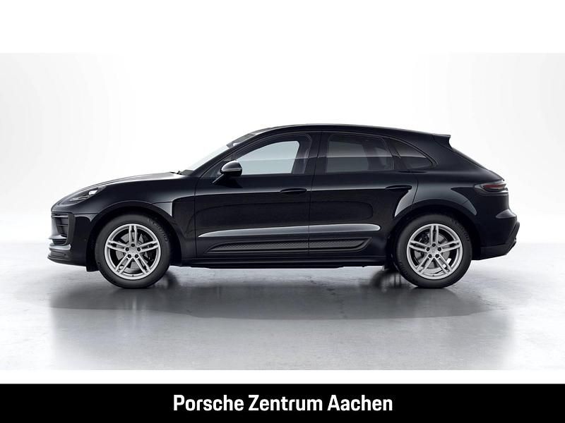 Gebraucht Porsche Macan 265 PS (194 kW) 2024 Schwarz SUV