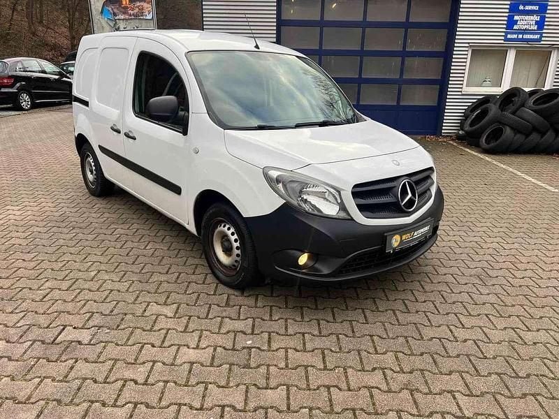 Gebraucht Mercedes Citan 108 80 PS (58 kW) 2015 Arktikweiss Van / Kleinbus
