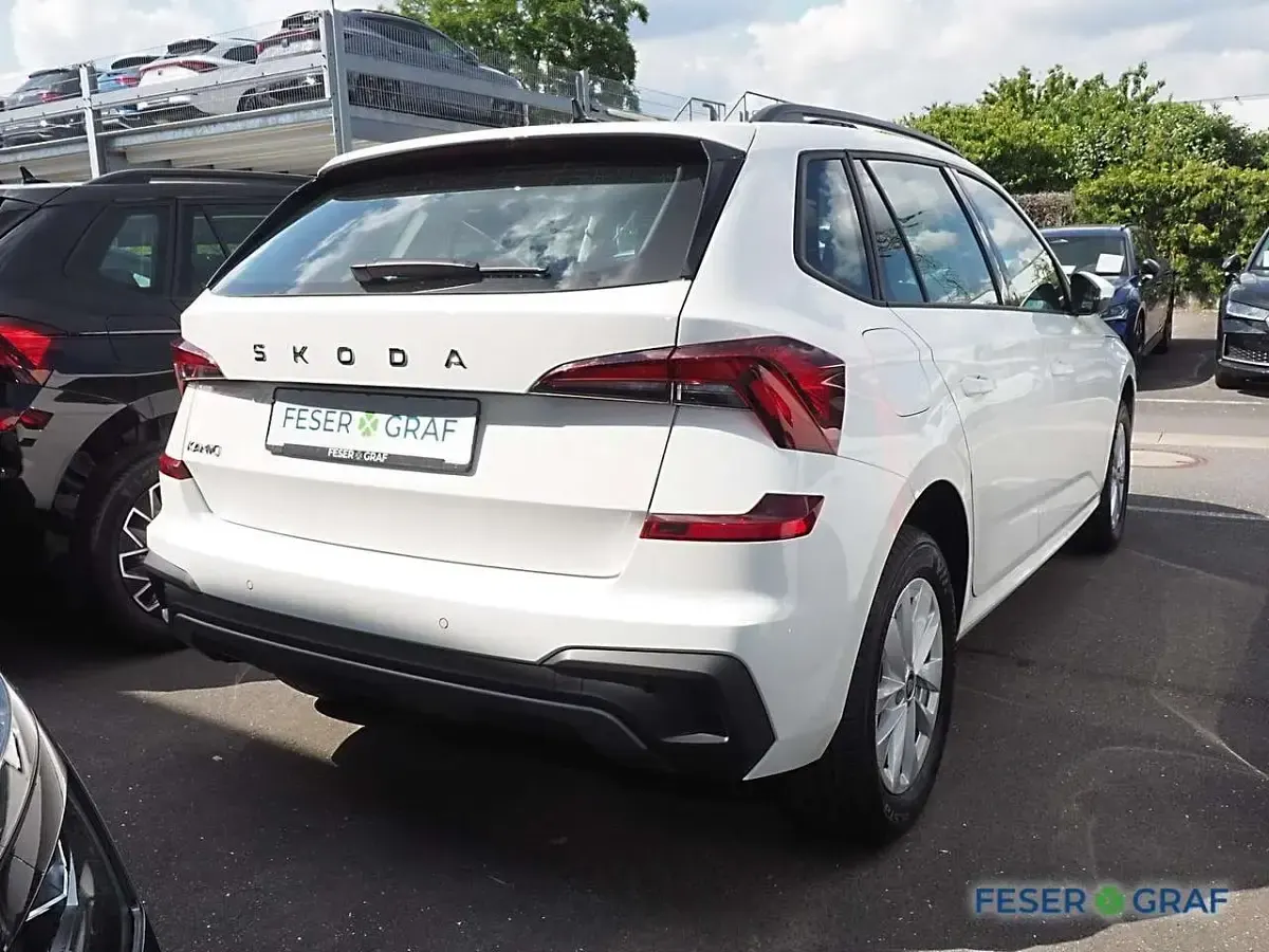 Gebraucht Skoda Kamiq Selection 95 PS (69 kW) 2025 Weiß SUV