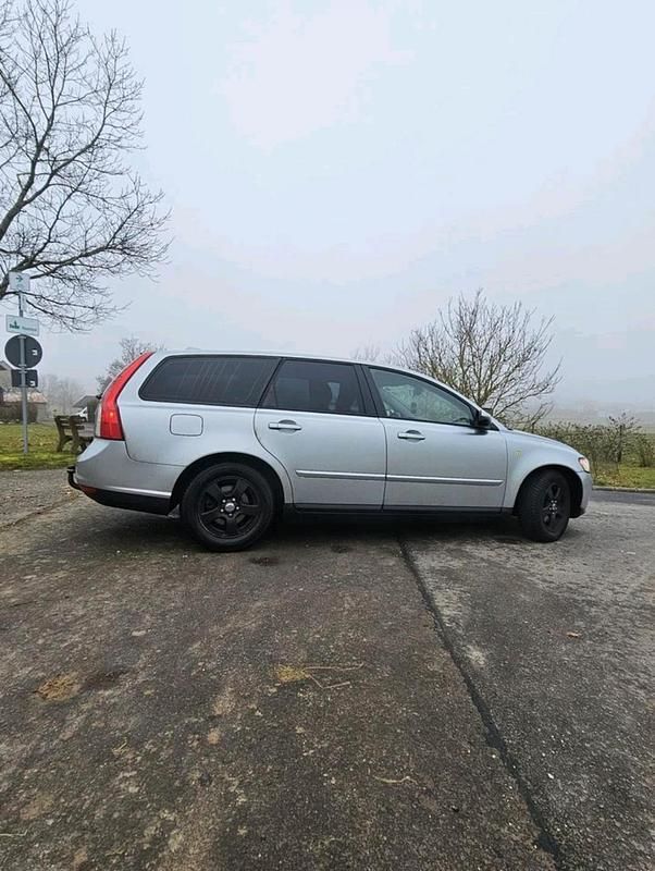 Gebraucht Volvo V50 101 PS (74 kW) 2008 Silber Kombi