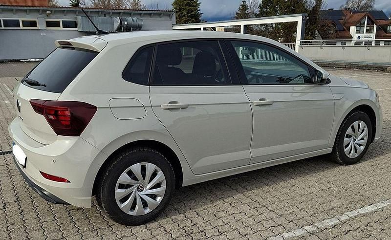 Gebraucht VW Polo Life 95 PS (69 kW) 2025 Grau Kleinwagen