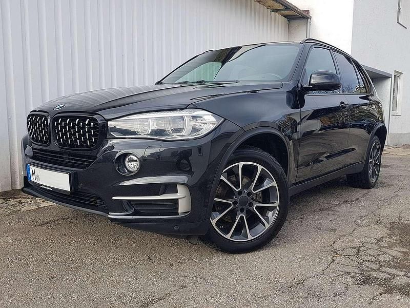 Black sapphire metallic Gebraucht 2014 BMW X5 SUV | 20.700 € (Fairer Preis) - Bild 1/4