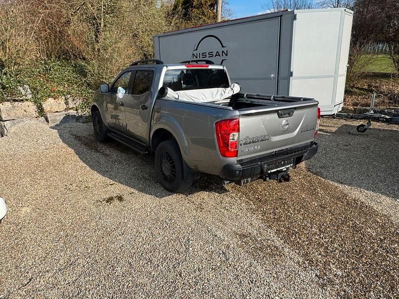 Gebraucht Nissan Navara N-Guard 190 PS (139 kW) 2021 Grau Pickup