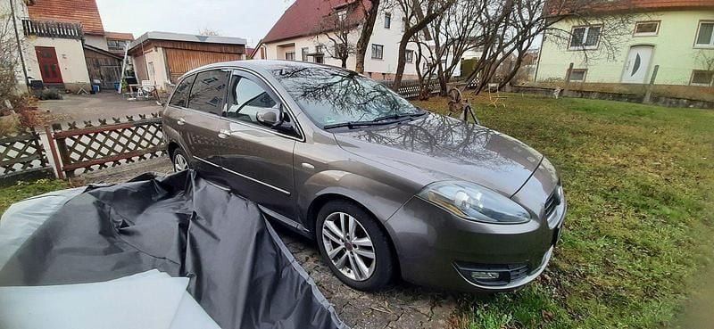 Gebraucht Fiat Croma Dynamic 150 PS (110 kW) 2008 Braun Kombi