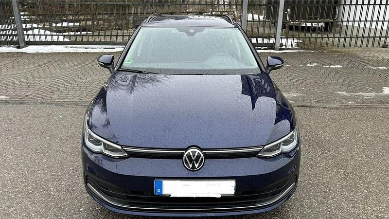 Gebraucht VW Golf VII Style 150 PS (110 kW) 2021 Blau Kleinwagen