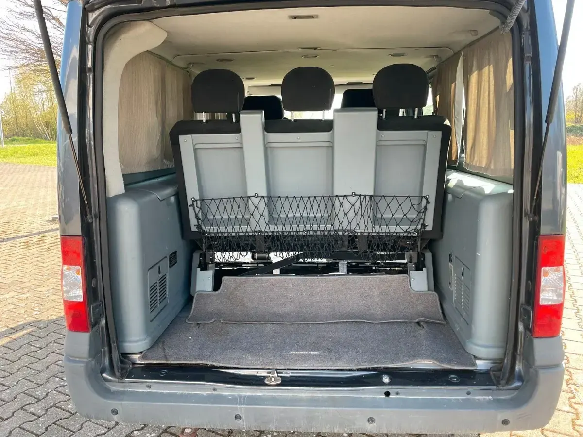 Używany Ford Transit 140 KM (102 kW) 2010 Szary Minivan