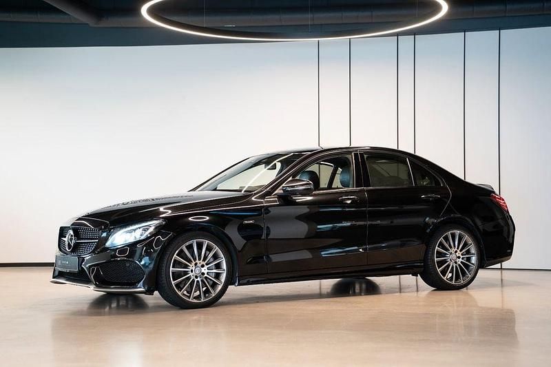 Schwarz Gebraucht 2016 Mercedes C450 AMG AMG Limousine | 32.725 € (Etwas zu teuer) - Bild 1/4