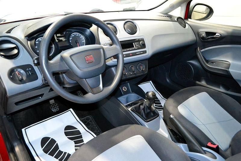 Gebraucht Seat Ibiza SC Reference 86 PS (63 kW) 2013 Rot Kleinwagen