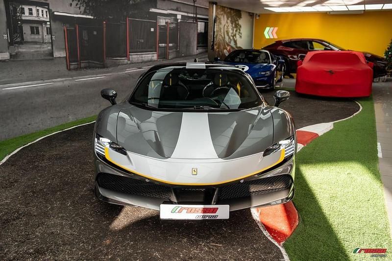 Gebraucht Ferrari SF90 2021 Grau