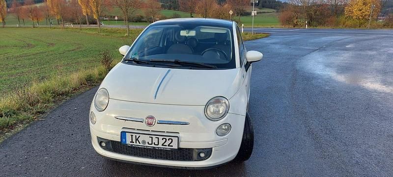 Gebraucht Fiat 500 Lounge 69 PS (50 kW) 2009 Weiß Limousine