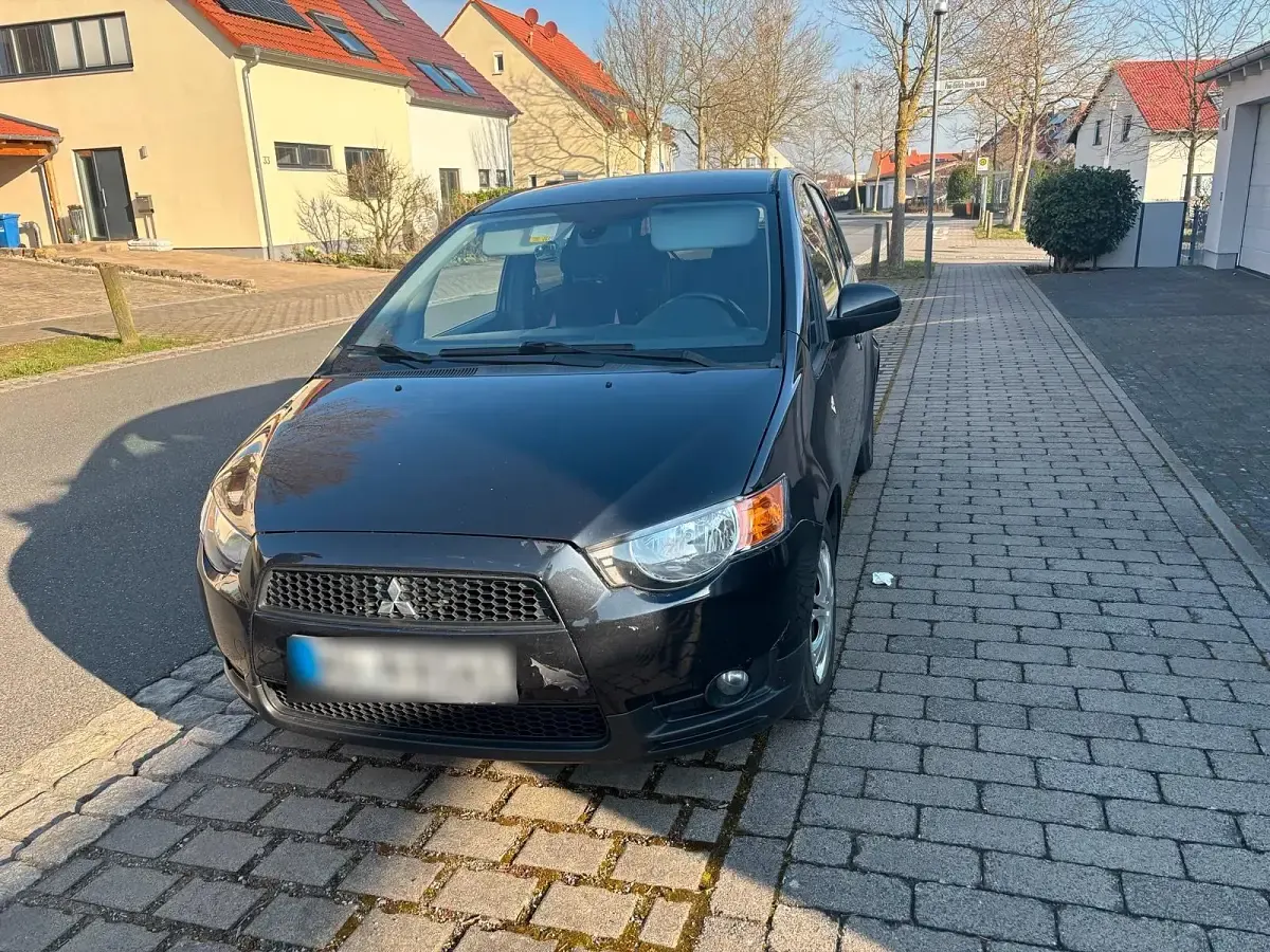 Gebraucht Mitsubishi Colt 95 PS (69 kW) 2009 Schwarz Kleinwagen