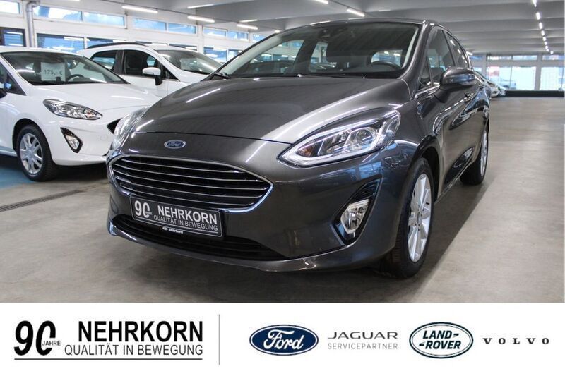 Grau Gebraucht 2019 Ford Fiesta Titanium Kleinwagen | 13.490 € (Fairer Preis) - Bild 1/4
