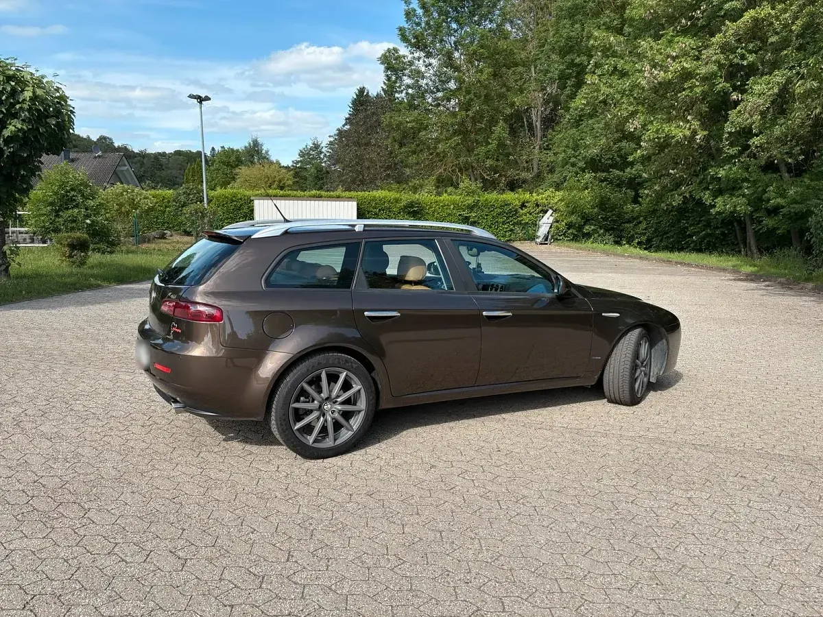 Gebraucht Alfa Romeo 159 200 PS (147 kW) 2008 Braun Kombi