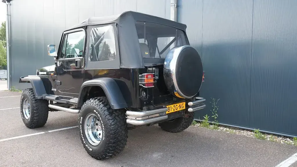 Gebraucht Jeep Wrangler 184 PS (135 kW) 1993 Schwarz SUV
