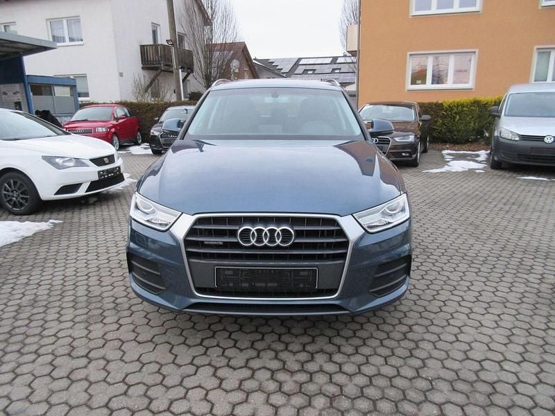 Blau Gebraucht 2015 Audi Q3 Sport SUV | 13.999 € (Superpreis) - Bild 1/2