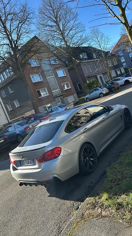 Silber Gebraucht 2015 BMW 435 Gran Coupé M Performance Coupé | 21.900 € (Superpreis) - Bild 1/4