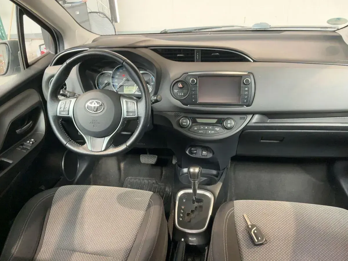 Gebraucht Toyota Yaris Edition-S 101 PS (74 kW) 2017 Kleinwagen
