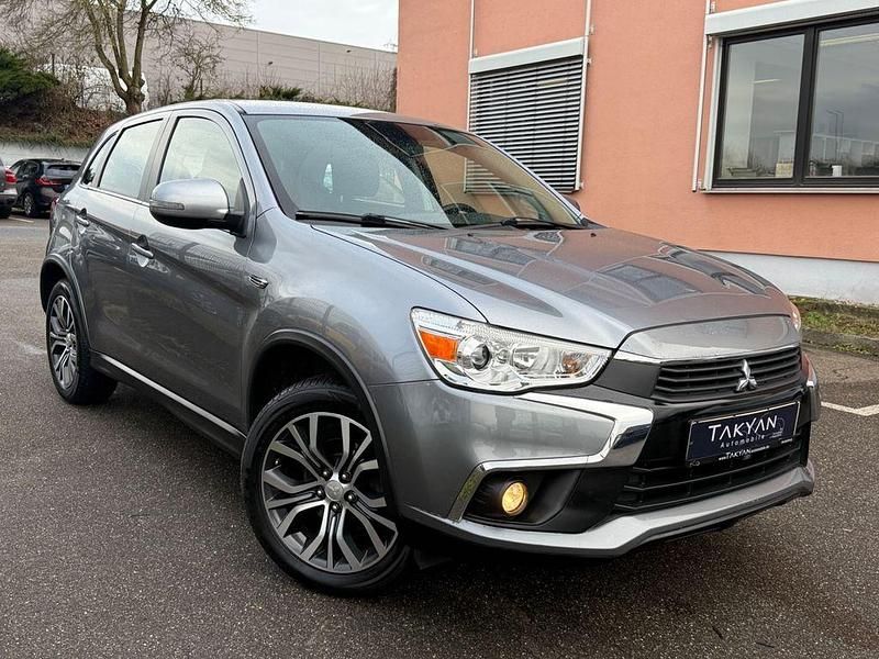 Grau Gebraucht 2017 Mitsubishi ASX Diamant Edition SUV | 10.890 € (Etwas zu teuer) - Bild 1/4