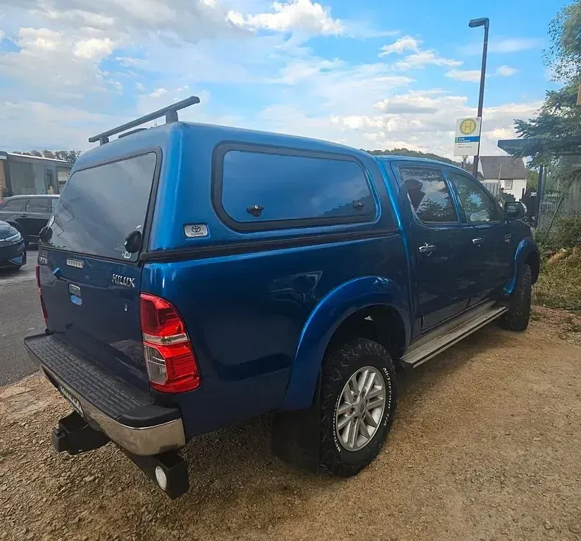 Gebraucht Toyota HiLux Executive 171 PS (125 kW) 2012 Blau Pickup