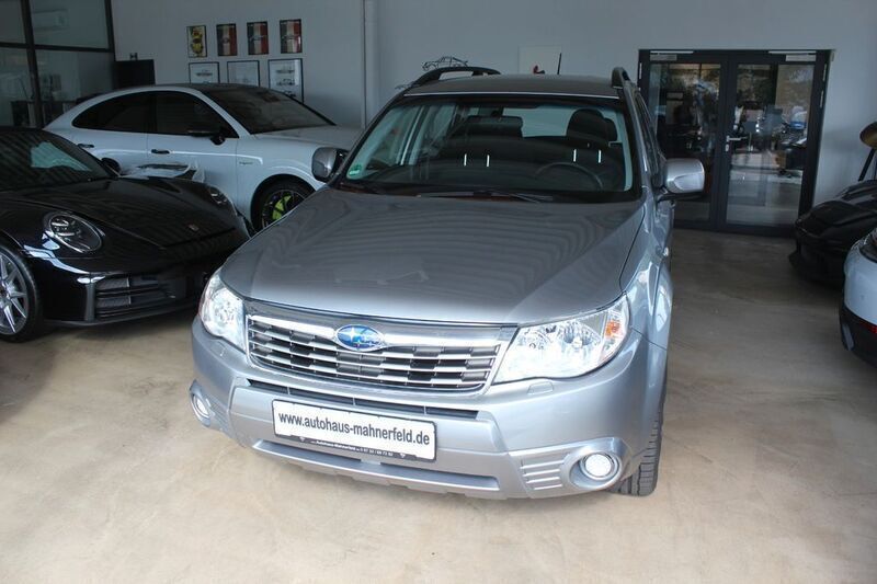 Silber Gebraucht 2008 Subaru Forester Active SUV | 12.950 € - Bild 1/4