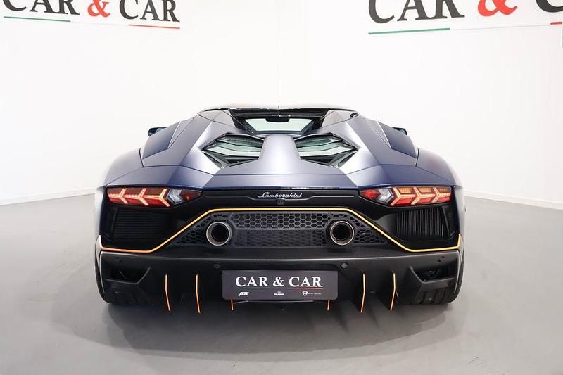 Usata Lamborghini Aventador 780 CV (573 kW) 2022 Blu Cabrio