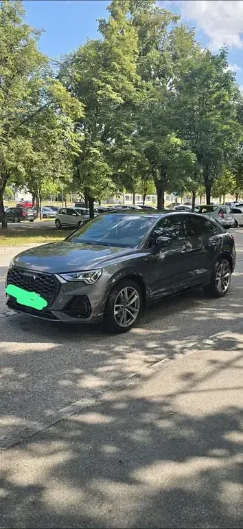 Gebraucht Audi Q3 Sport 150 PS (110 kW) 2022 Grau SUV