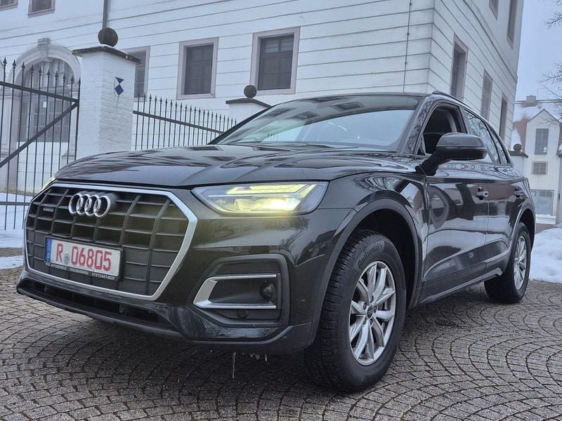 Gebraucht Audi Q5 Basis 204 PS (150 kW) 2025 Schwarz SUV