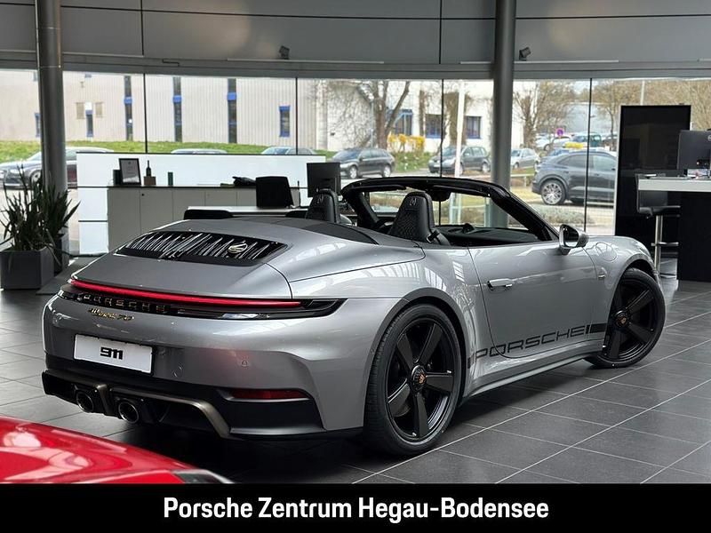 Neu Porsche 992 541 PS (397 kW) 2026 Silber Cabrio