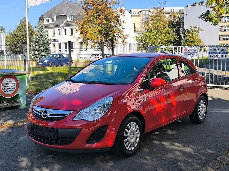 Gebraucht Opel Corsa Selection 69 PS (50 kW) 2011 Rot Kleinwagen