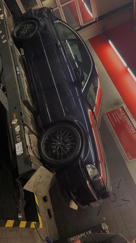 Gebraucht BMW 320 170 PS (125 kW) 2001 Blau Coupé