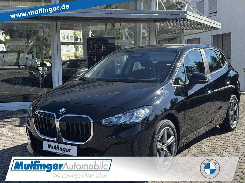 Schwarz Gebraucht 2022 BMW 218 Active Tourer Van / Kleinbus | 23.480 € (Guter Preis) - Bild 1/4