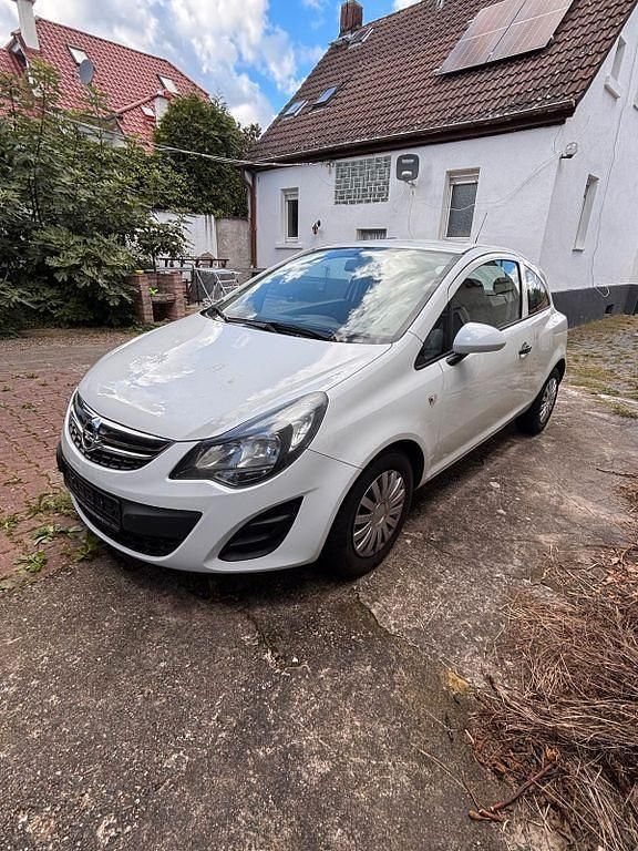 Weiß Gebraucht 2014 Opel Corsa Selection Kleinwagen | 2.300 € (Guter Preis) - Bild 1/3