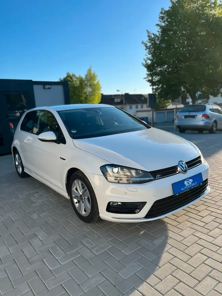 Gebraucht VW Golf Cup 125 PS (91 kW) 2014 Weiß Coupé