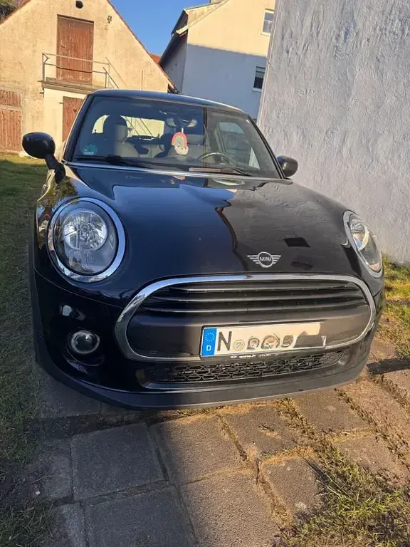 Gebraucht Mini ONE 102 PS (75 kW) 2019 Schwarz Kleinwagen