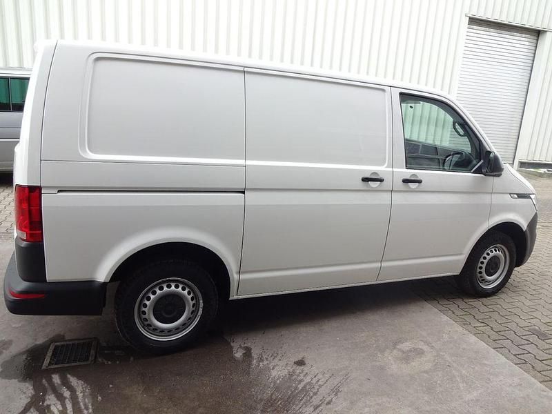 Gebraucht VW Transporter 110 PS (80 kW) 2021 Weiß Van