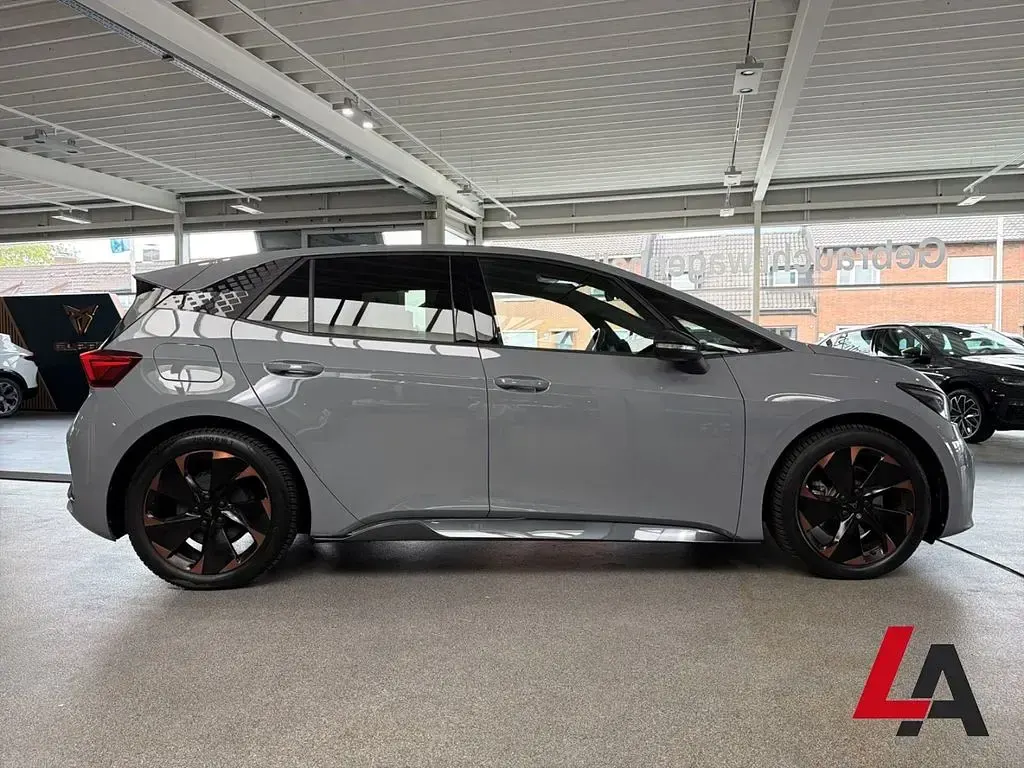 Gebraucht Cupra Born 150 kW (204 PS) 2024 Grau Kleinwagen