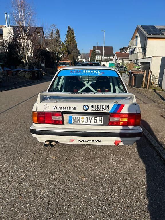 Brugt BMW 320 213 HK (156 kW) 1988 Hvid Sedan
